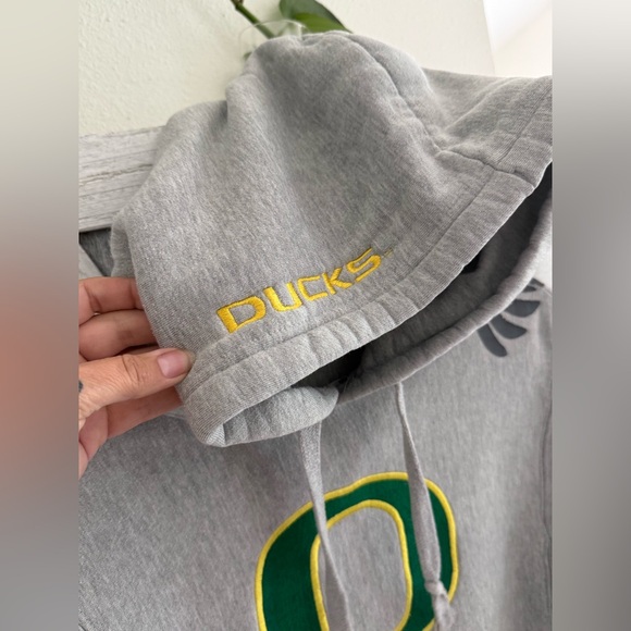 Gray Oregon Ducks Hoodie - Picture 4 of 16